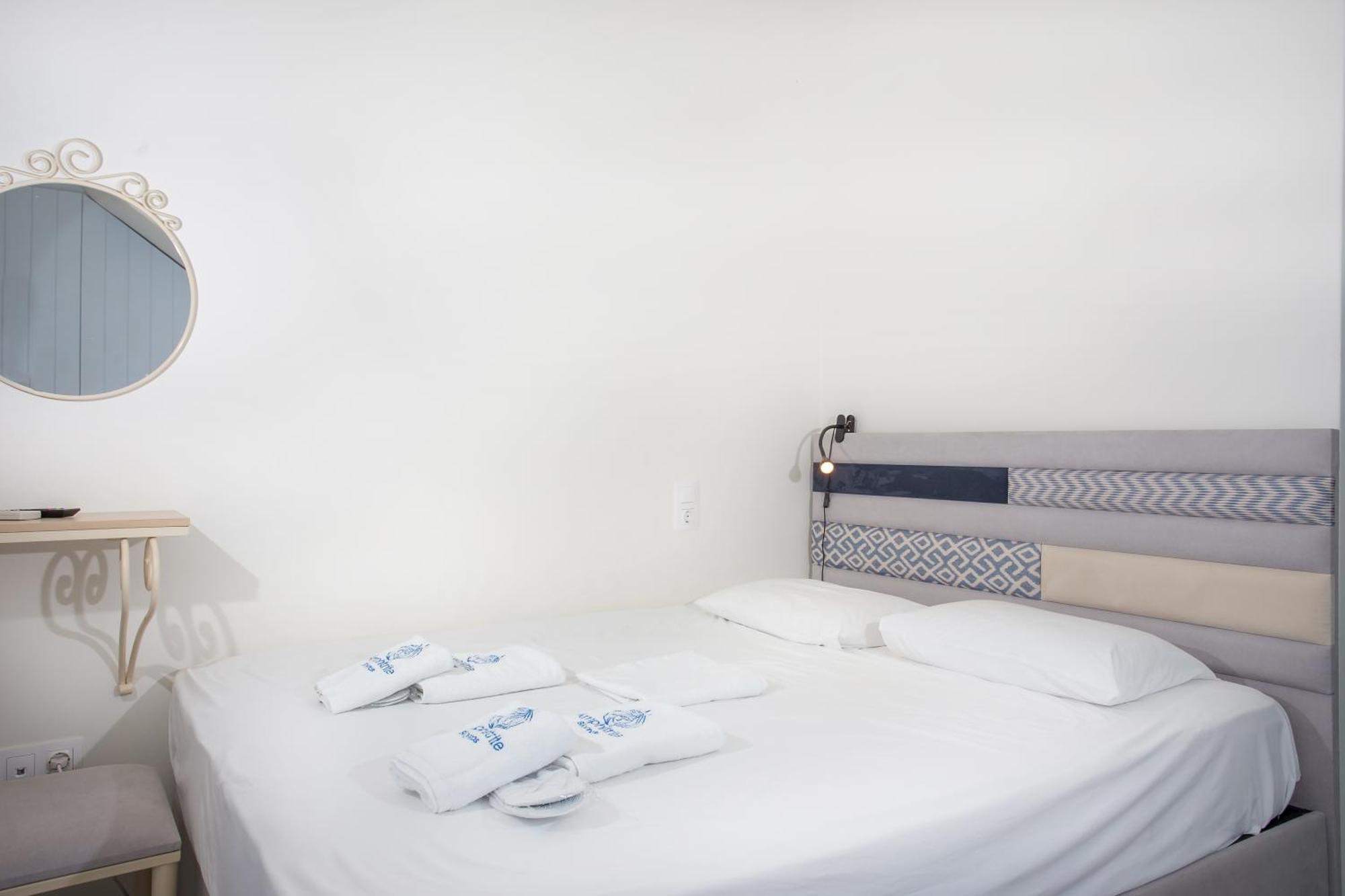 Amphitrite Apartments Szkírosz Kültér fotó